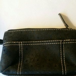 Black wristlet wallet